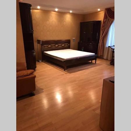 One Bedroom Kreschatik Str 4 Kiev Ngoại thất bức ảnh