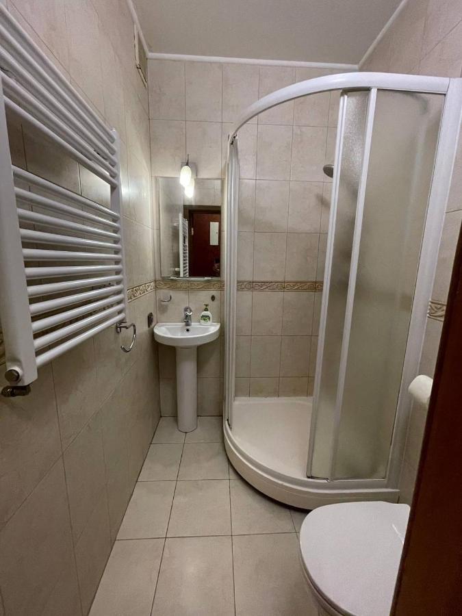 One Bedroom Kreschatik Str 4 Kiev Ngoại thất bức ảnh